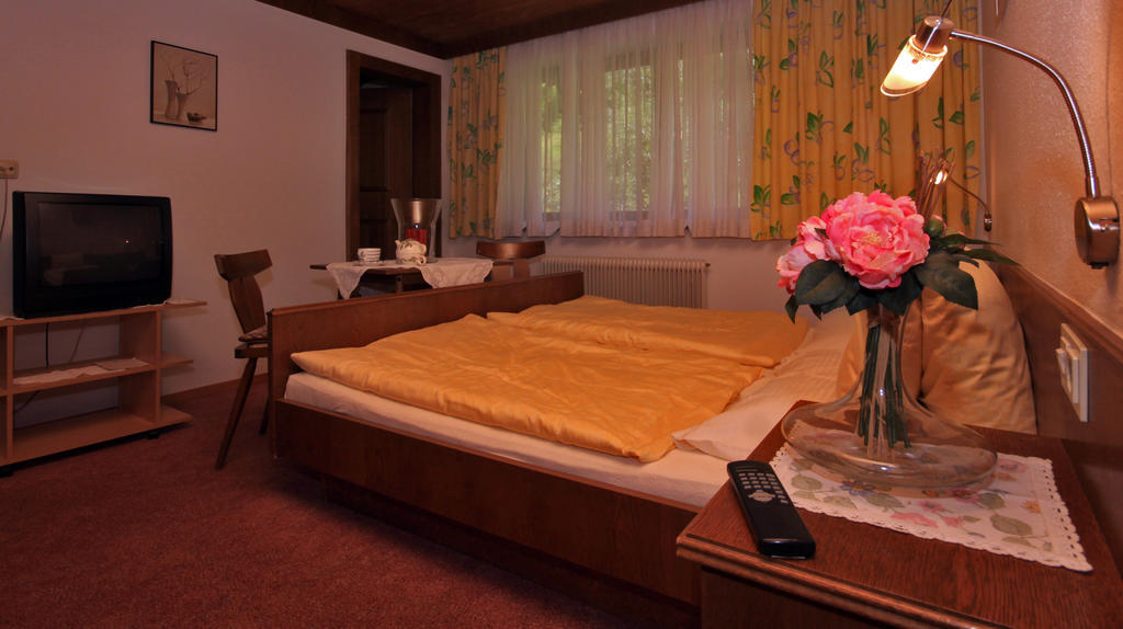 Privatzimmer Kammerlander Нойкирхен-ам-Гросфенедигер Номер фото